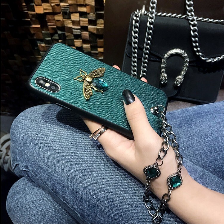 Hair Ball Crystal Bracelet Suitable For IPhoneX Mobile Phone Case Apple 12Promax Soft 7plus Glitter XR Bee