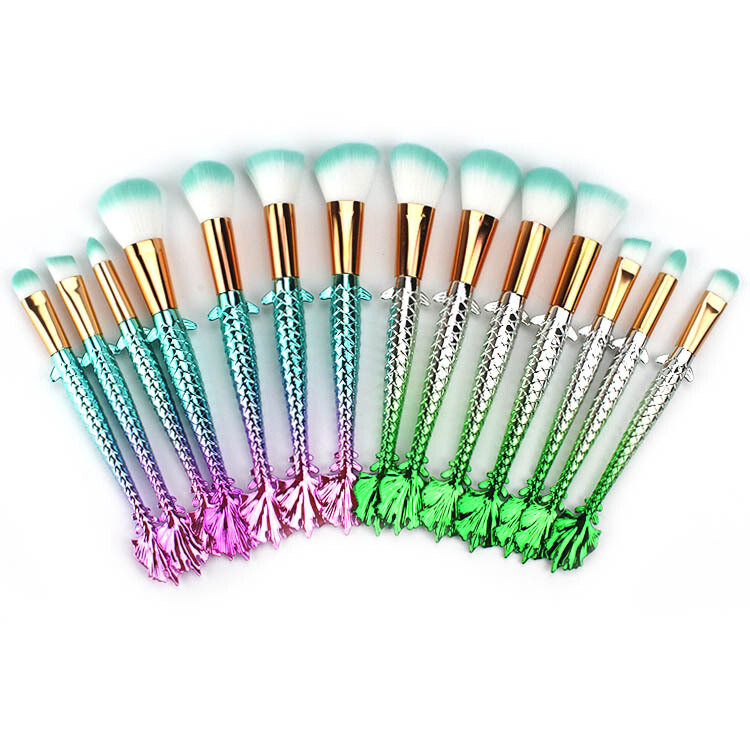 7 Gradient Color Mermaid Fashion Makeup Brushes