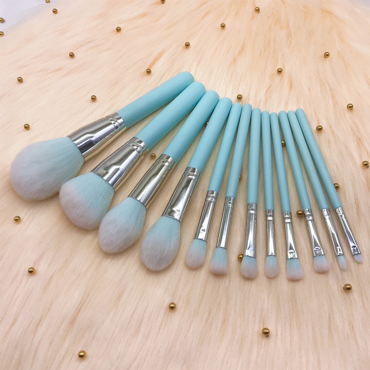 Light Blue Wooden Handle Makeup Brush Set