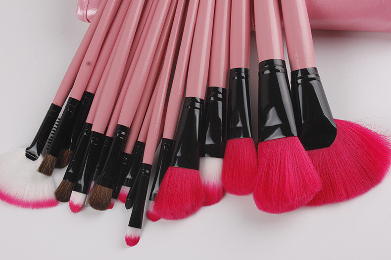 24 Makeup Brushes