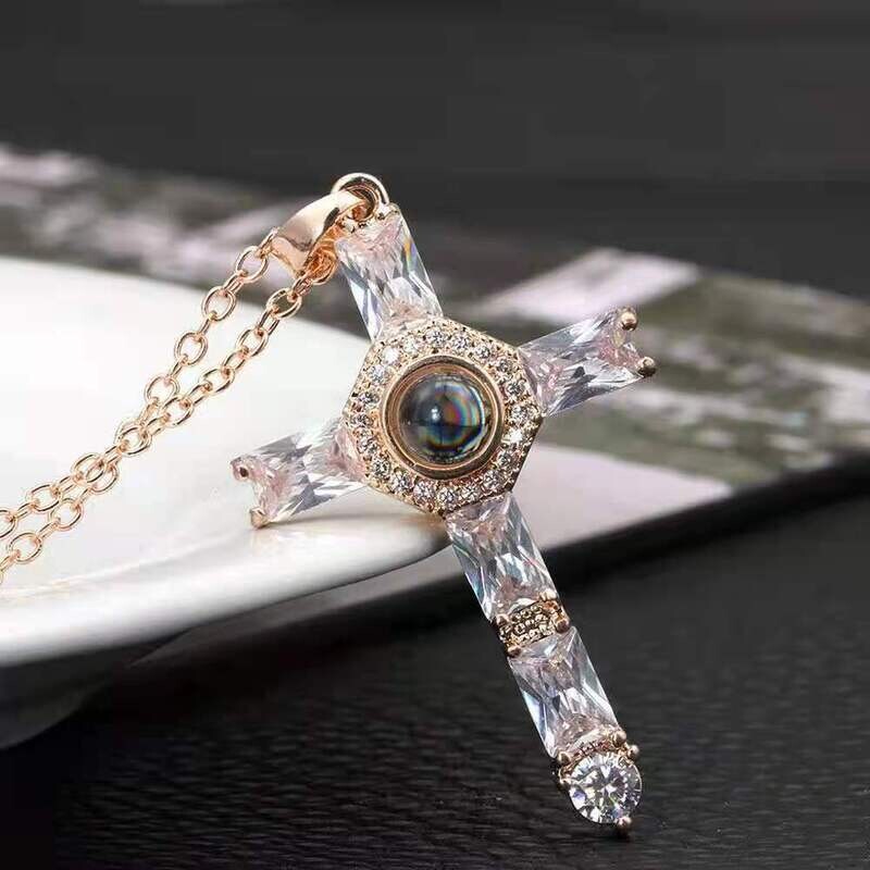  Cross Projection Necklace New Diamond Pendant Miniature Projection Necklace