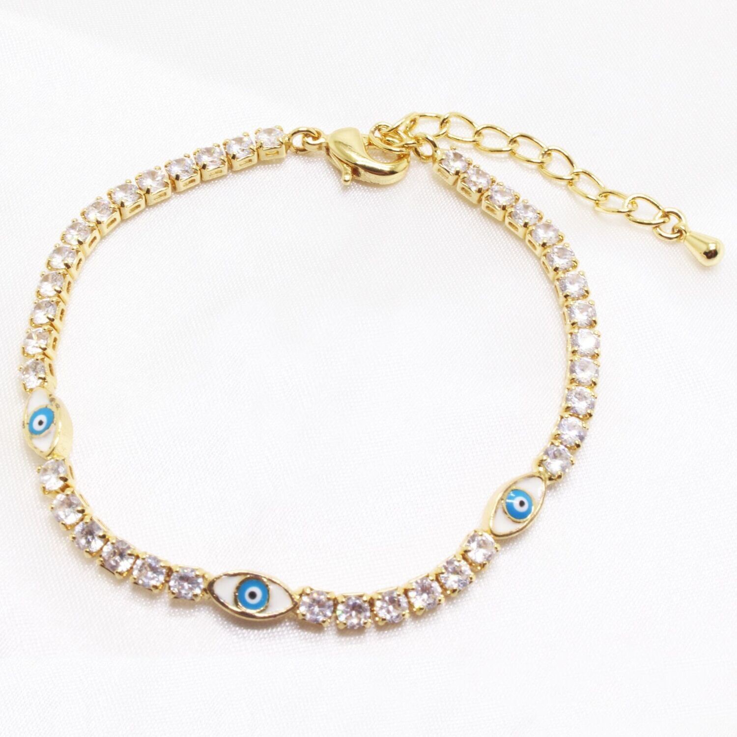 Ladies Devil&#39;s Eye Diamond Bracelet