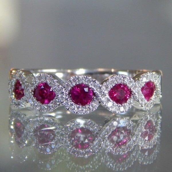 8 Characters Full Diamond Ruby Ring Female European And American Fashion Emerald Zircon Ring