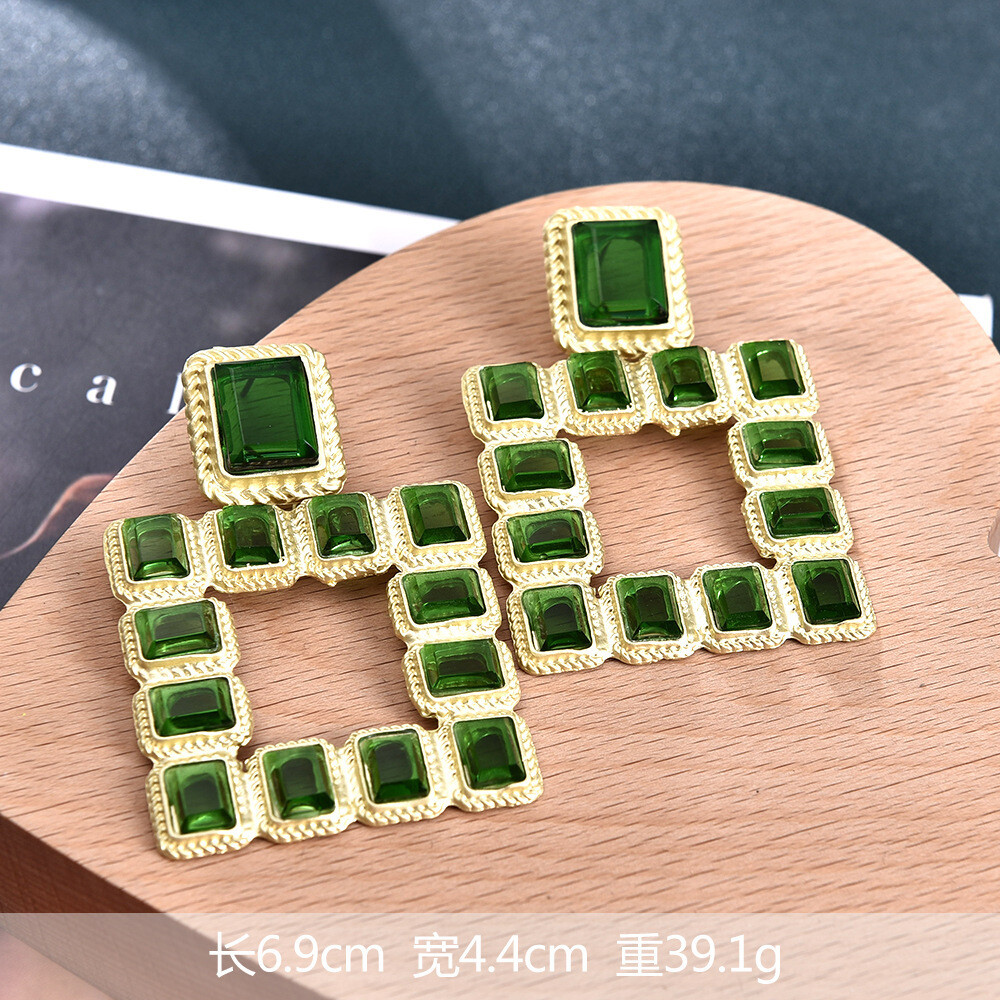 Emerald Green Crystal Diamond Earrings 
