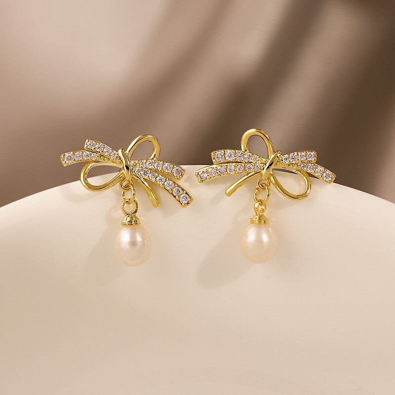 micro diamond flower earrings
