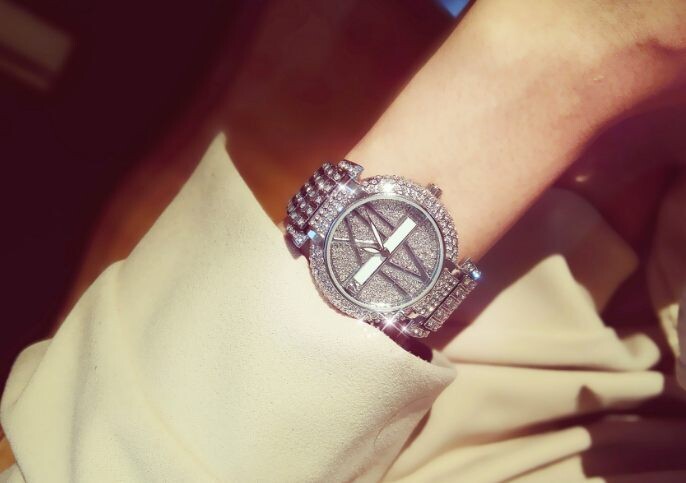 Luxury Diamond  Watches Stainless Steel Bracelet Design Quartz 