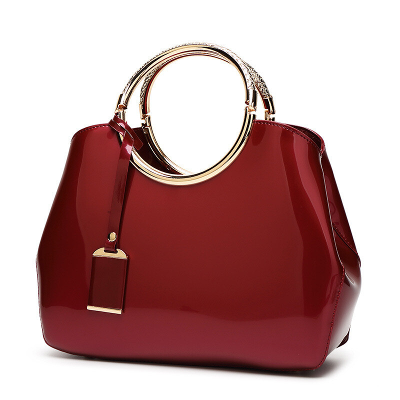 women&#39;s glossy patent leather messenger bag tote bag