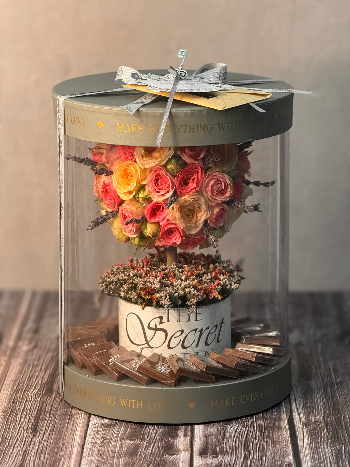 Clear Box with chocolate 