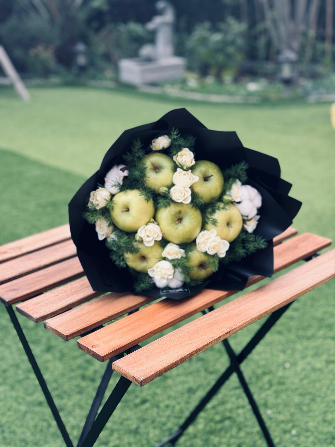 Apple Bouquet 🍏 التوصيل خلال ٢٤ ساعه