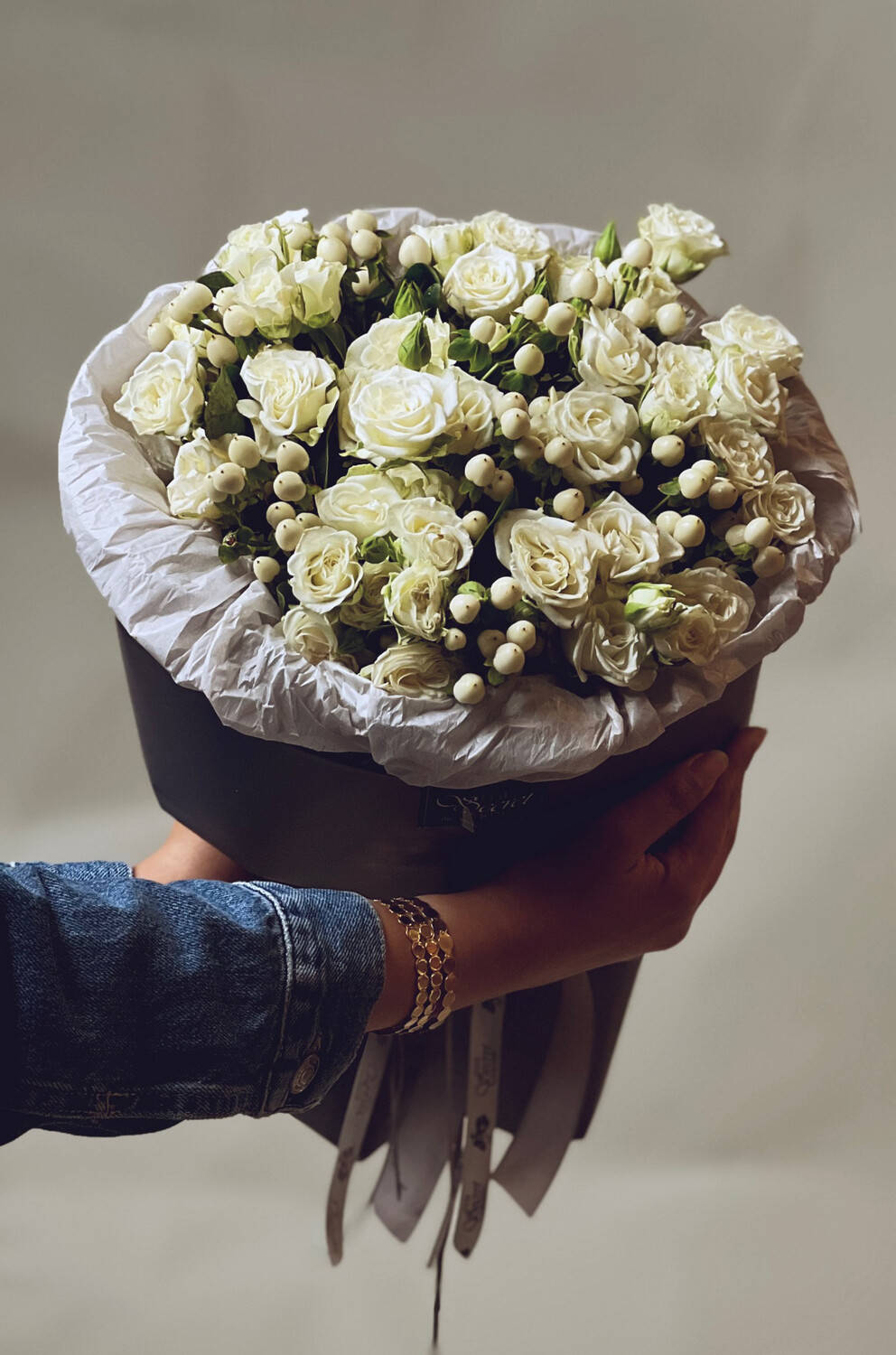 White bouquet ..