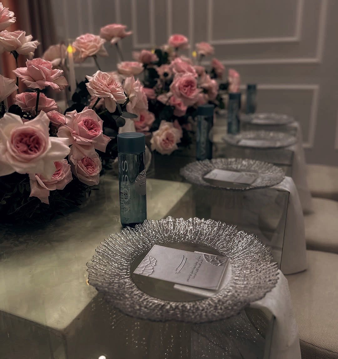 DiningTable Arrangement