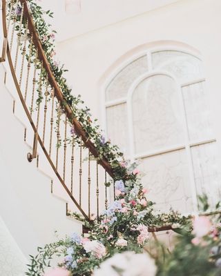 Stairs arrangement 