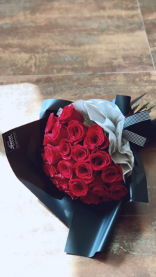 Red Roses Bouquet 🌹