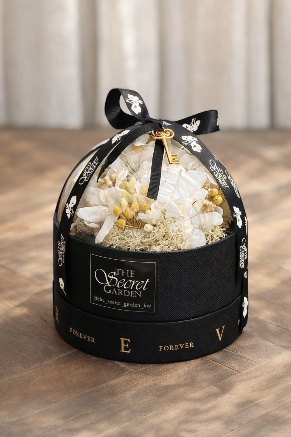  Box Ball (S) (artificial flower with chocolate)