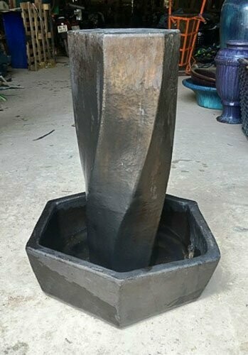 SWIRL COLUMN FOUNTAIN
