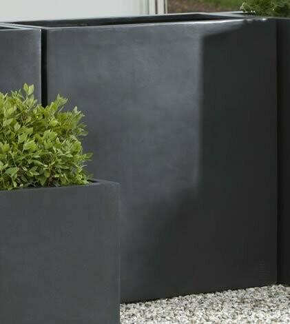 Sandal Planter 361836 – Onyx Black Lite – S/1