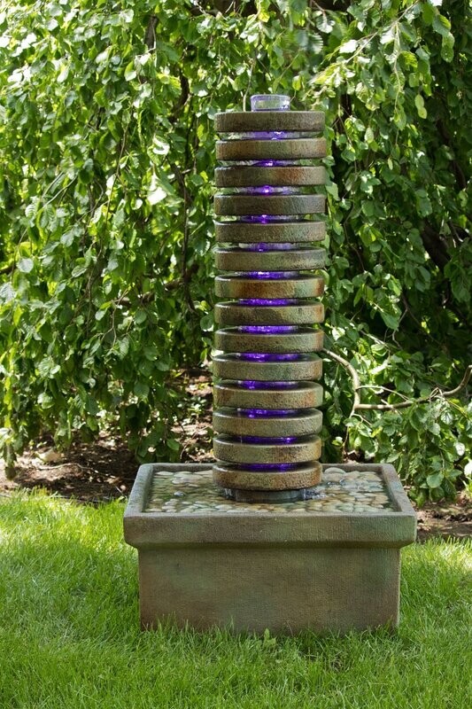 ROUND LUMINAIRE FOUNTAIN