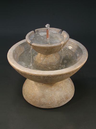 Color Bowl with Lips Fountain, 2-Tier