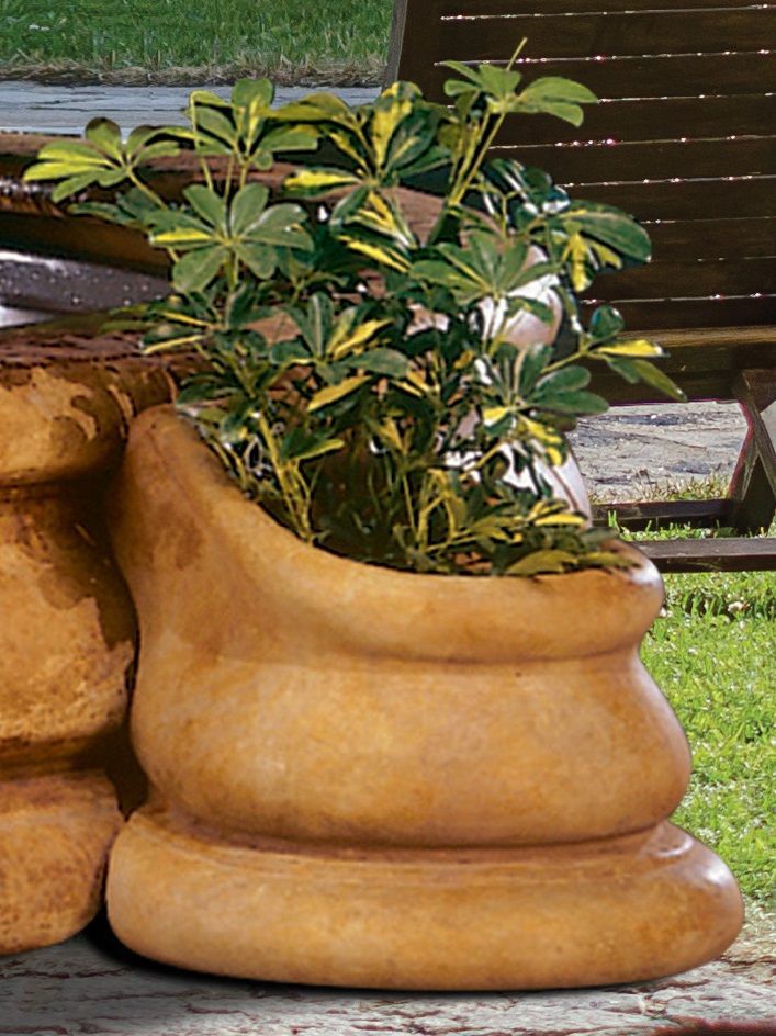 Grande Palazzo Pool Planter