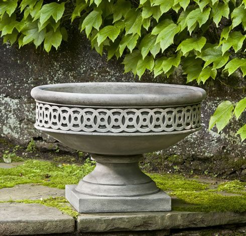 Williamsburg Low Fretwork Urn
