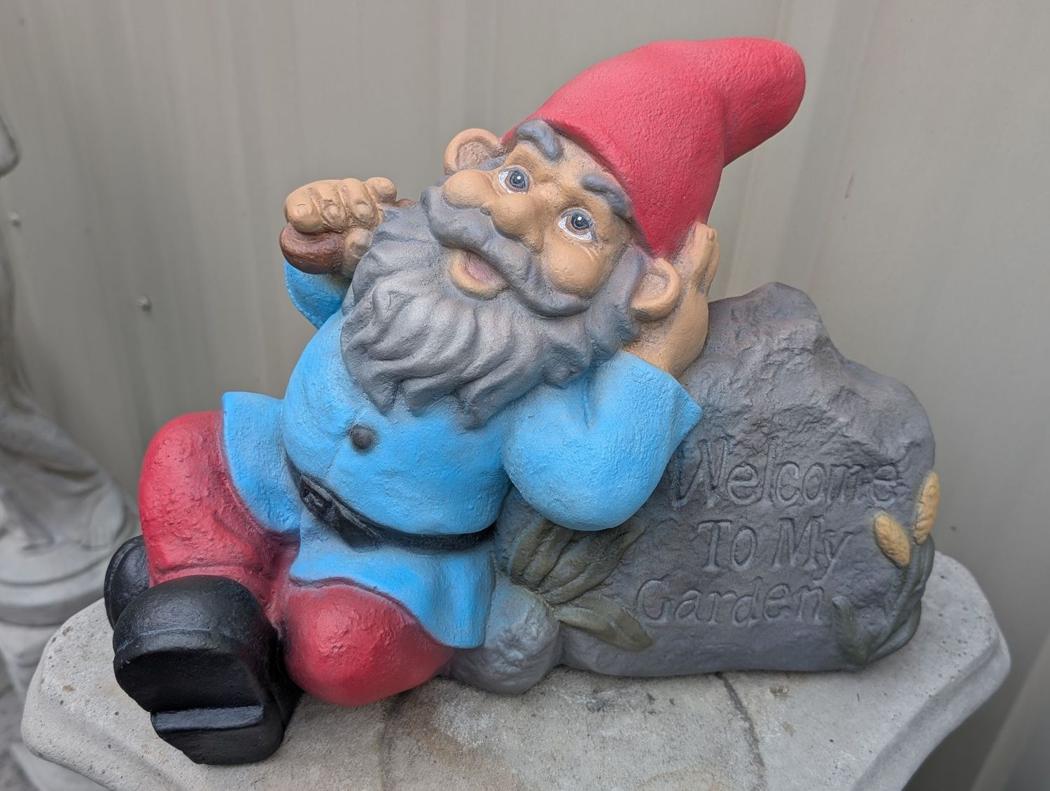 Lazy Daze Gnome- Welcome To My Garden