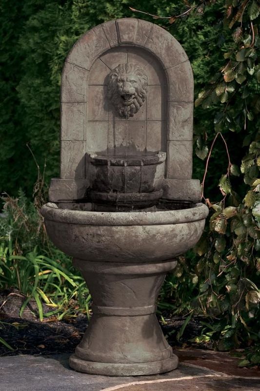 Lion Finial Garden Wall Fountain Lion Finial Garden Wall Fountain