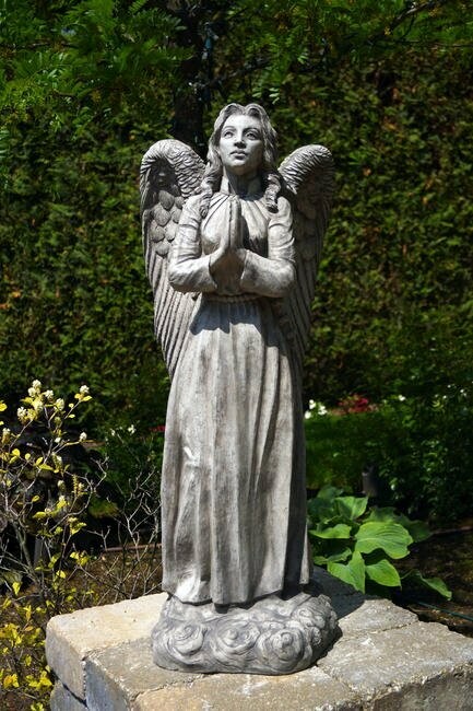 STANDING ANGEL