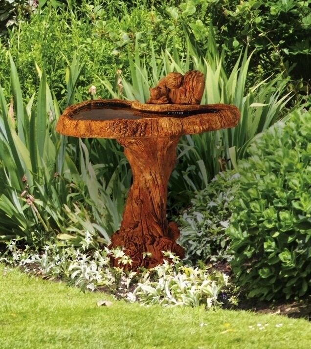 SQUIRREL BIRDBATH SQUIRREL BIRDBATH