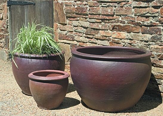 Tron Cao Pot-Black Clay Tron Cao Pot-Black Clay