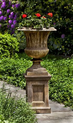 Smithsonian Classical Urn Smithsonian Classical Urn