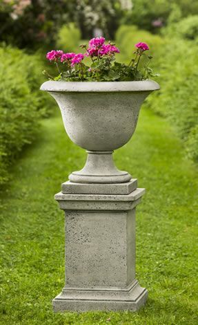 Greenwich Textured Pedestal