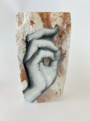 Sculpture “ Hand “ by VONDIECHE // Stencilart