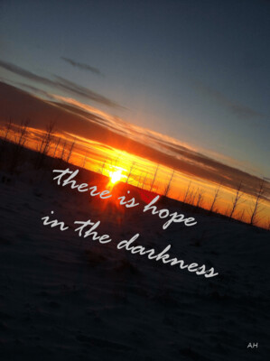 There is hope in the darkness - Postkarte