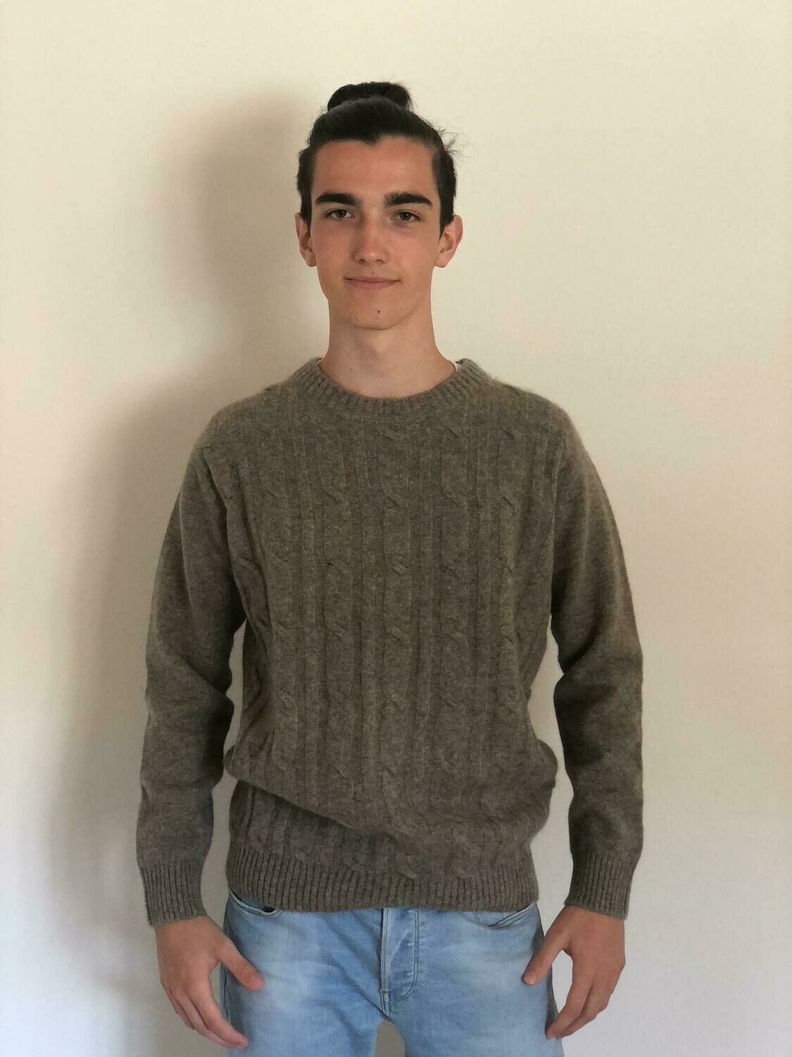 Herrenpullover, grau mit Strickmuster