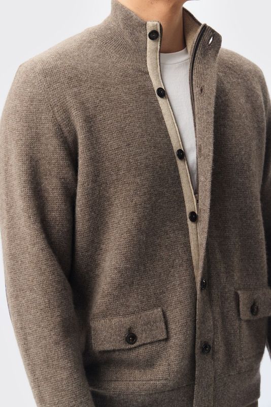 Cardigan mit Knöpfen