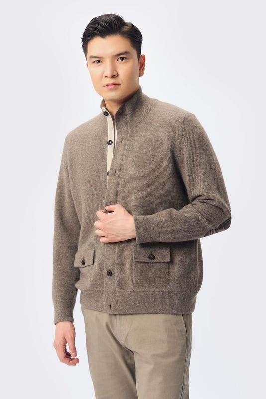Cardigan mit Knöpfen