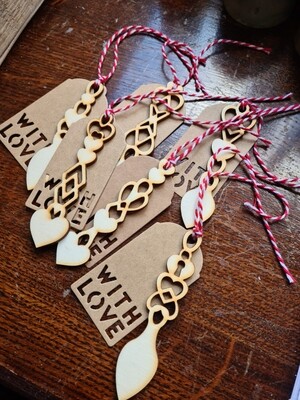 Love spoons Gift tags x 6