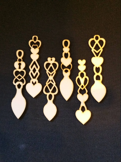 100 Welsh Love Spoons Mixed Designs