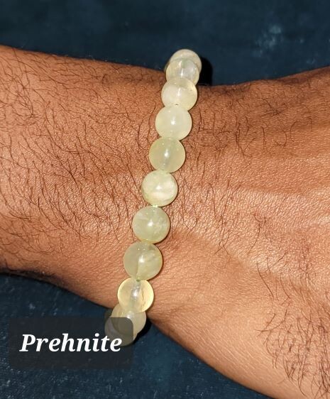 Prehnite 8mm stone bead bracelet
