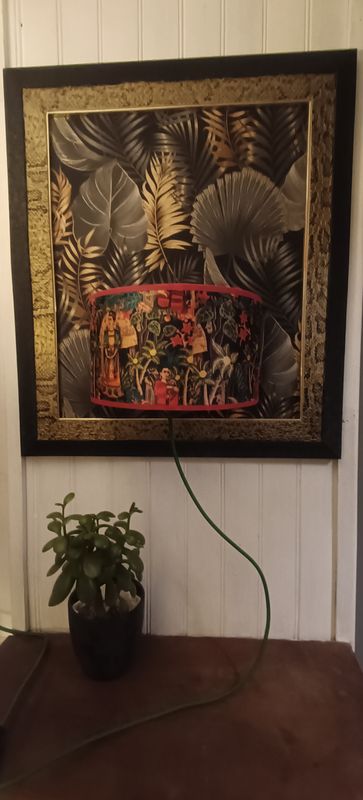 Journey to the Jungle by Frida, in Black - Décor mural/baladeuse