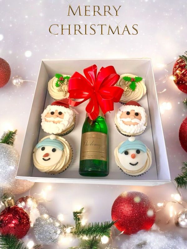 Christmas Cupcakes and Wine