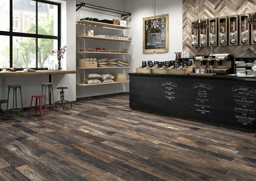 Inwood Black