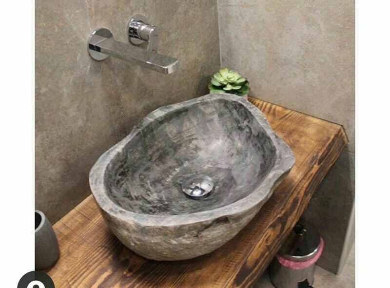 Mensola in castagno con lavabo