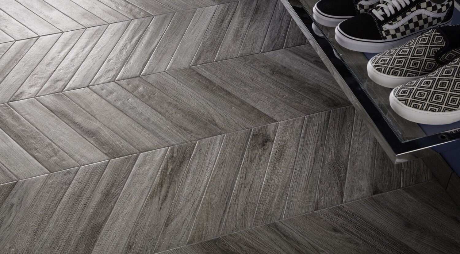 Vntg cendre chevron 7,5x40,7