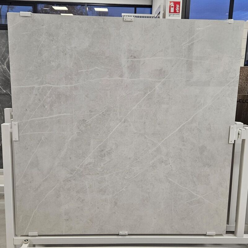 Ec. Theater White 120x120