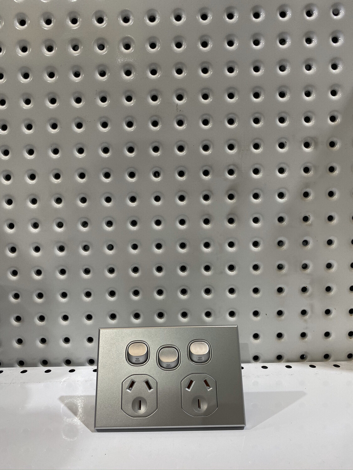 Double Point Outlet (Extra)