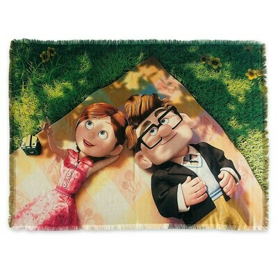 Up - Carl and Ellie Throw Blanket