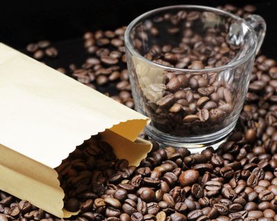 Kaffee mit Verpackung