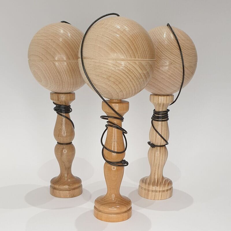 Bilboquet en bois