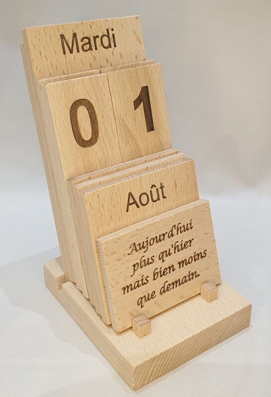Calendrier perpétuel en bois